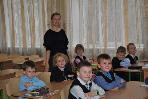 Урок англ.мови у 1-А кл. на тему: "Давайте вчити англійську", кер.Мерзлюк О.А.